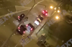 Білоруські силовики розстріляли двох чоловіків, посадивши їх перед своїм автомобілем (відео)