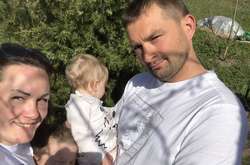 «Допоможіть! Крадуть!»: дружина затриманого у Мінську «організатора протестів» при затриманні думала, що чоловіка намагаються обікрасти