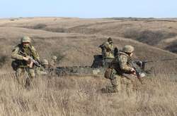 Доба на Донбасі: загинув військовий, ще один поранений