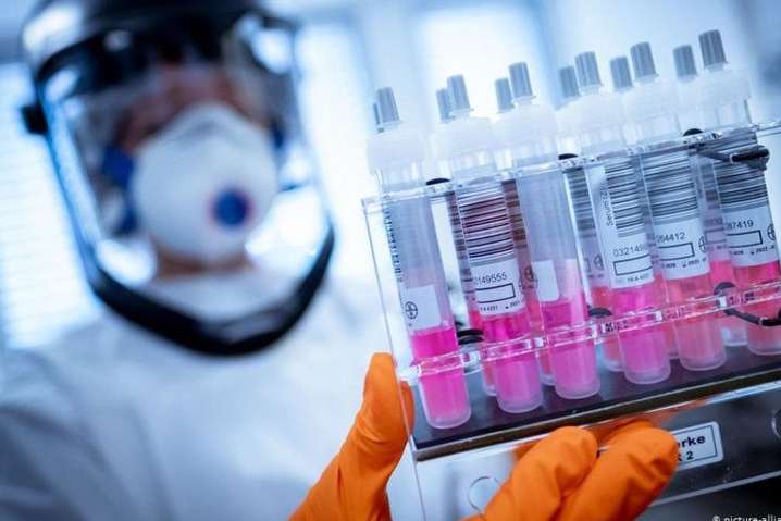 Британія підписала угоди на придбання 340 млн доз вакцини від коронавірусу - Велика Британія підписала угоди на купівлю понад 300 млн доз майбутньої вакцини від коронавірусу
