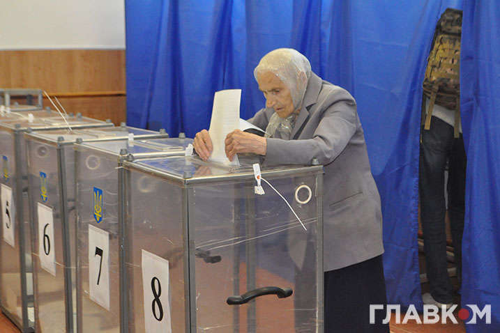 ЦВК готується витратити майже 11 млн грн на купівлю виборчих скриньок
