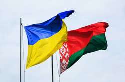 Попри революційні події, Білорусь готується до приїзду офіційної української делегації