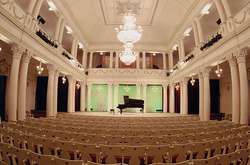 Венские классики и джаз: что слушать в Национальной филармонии 17-19 августа