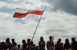 Латвія рішуче засуджує застосування правоохоронними органами Білорусі фізичної сили проти мирних учасників протестних акцій