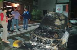  Вночі 17 серпня  під Києвом невідомі спалили автомобіль програми «Схеми»
