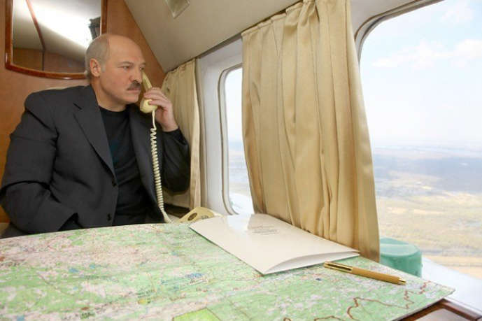 Фантазии Лукашенко: президент Беларуси рассказал, что ему звонила Меркель «поговорить»