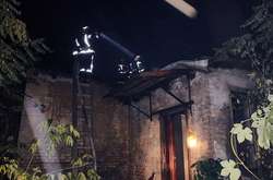 Пожежа виникла в окремо розташованій недіючій одноповерховій будівлі