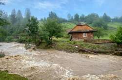 В Україні оголошено штормове попередження: де сьогодні чекати бурю