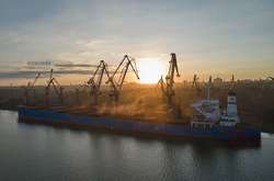 Співробітники порта Південний починають акції протесту проти зміни керівництва