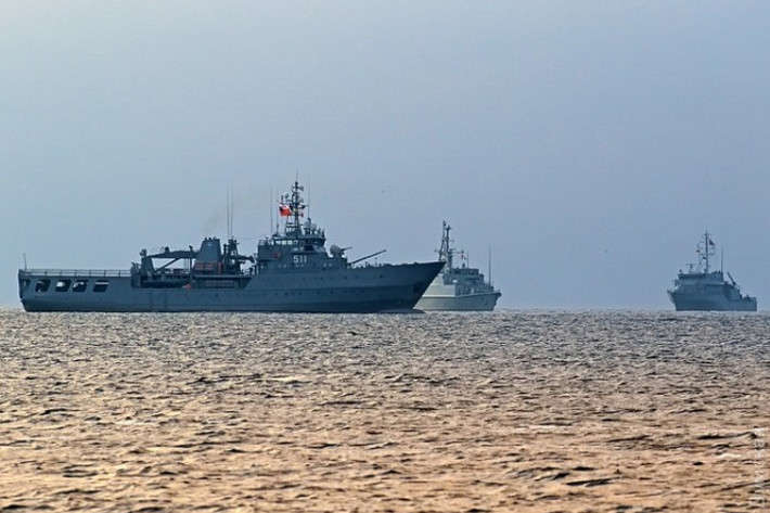 Міжнародна морська організація покарала десять суден за відвідування окупованого Криму