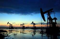 Ціна ф'ючерсу на нафту марки Brent сьогодні впала до $43,93 за барель