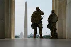 У разі доведення вини 45-річному Пітеру Деббінсу загрожує довічне ув'язнення