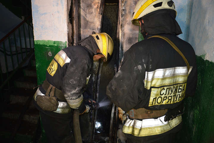 У Дніпрі сталася пожежа в багатоповерхівці, евакуювали понад 20 осіб