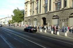  Акція солідарності з білоруськими протестувальниками біля білоруського посольства в Москві 