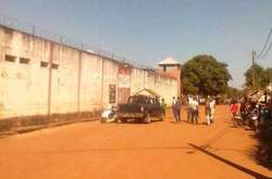 Поліція Мадагаскару застрелила 20 осіб під час масової втечі з в'язниці