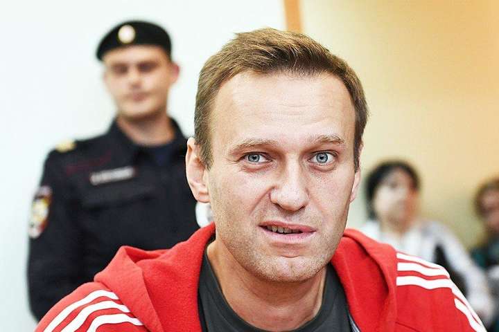 ЗМІ: російські силовики стежили за Навальним перед його ймовірним отруєнням