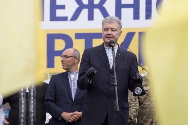 Ми змусимо владу продовжити європейський шлях України – Порошенко 