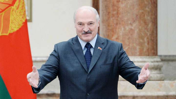 Лукашенко привітав Зеленського з Днем Незалежності України