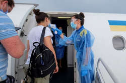 Україна може заборонити в’їзд іноземцям з країн «червоної зони» 