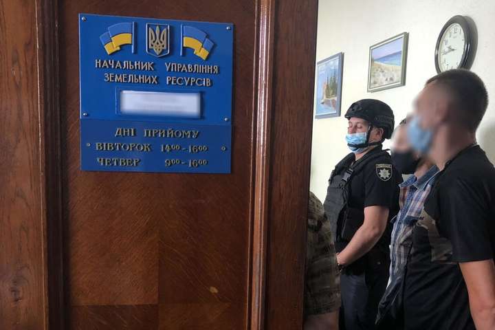 Поліція проводить обшуки у Миколаївській мерії