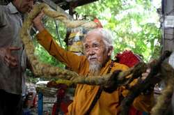 92-летний Нгуен Ван Чин из Вьетнама не подстригал свои волосы с 12 лет