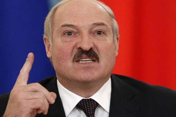 Лукашенко погрожує санкціями Польщі та Литві