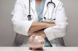 З 1 вересня поточного року зарплата медика підвищиться в середньому на 3,5 тис. грн