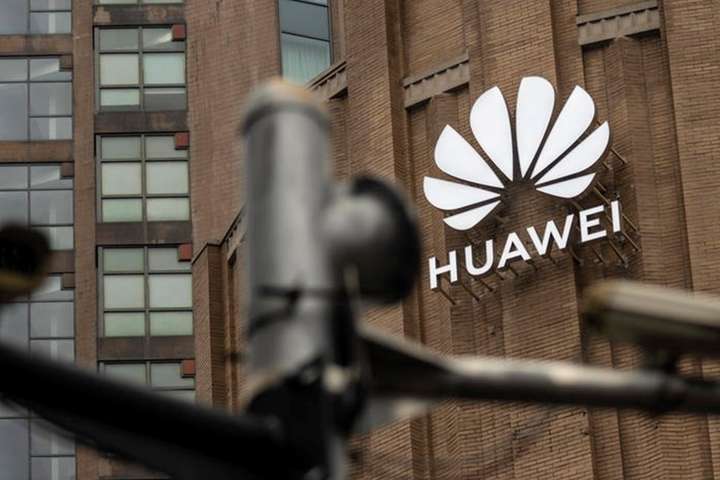 У Франції демонтують 3000 антен Huawei для 5G