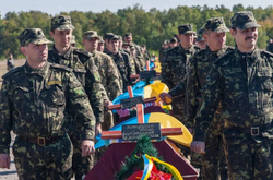 Ветерани під посольством Росії провели акцію пам’яті загиблих під Іловайськом