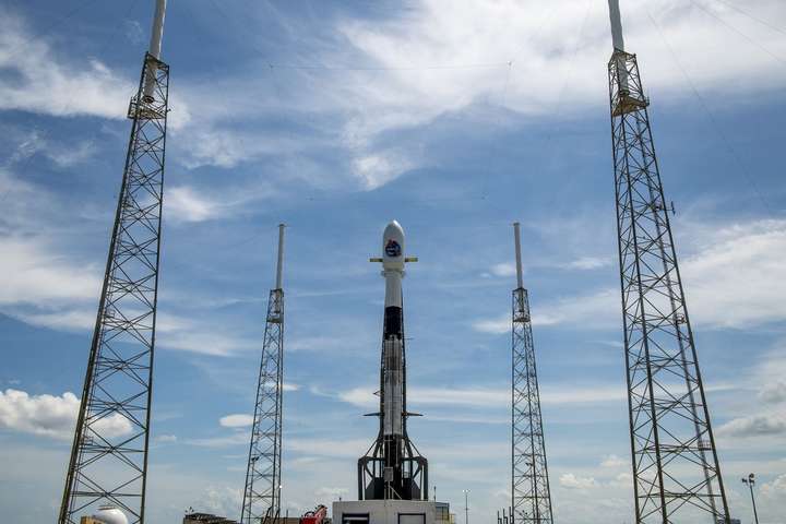 Ракета Falcon 9 із супутником зондування Землі стартувала з мису Канаверал