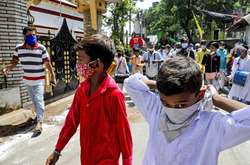 В Індії добовий показник інфікувань перевищує 75 тисяч вже четвертий день поспіль