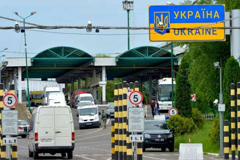 Угорщина з 1 вересня дозволить транзит для українців, але діятиме низка вимог