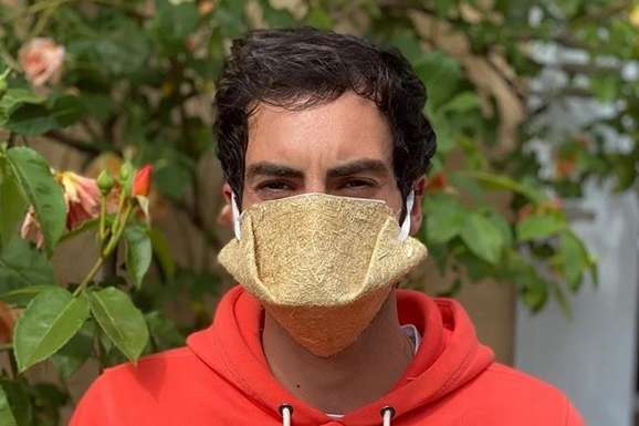 У Франції почали випускати маски з конопель