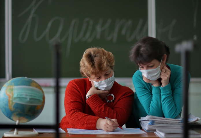 Коронавирус: в Киеве закрыли школу накануне 1 сентября – инфицированы два учителя 