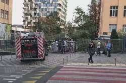 Навчальний рік у київській гімназії розпочався з замінування 