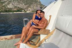 Футболист Кришитану Роналду с невестой Джорджиной