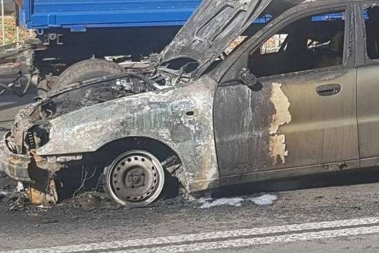 У Київі на ходу загорівся автомобіль (фото, відео)