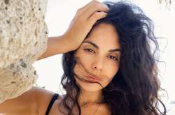 Настя Каменских в откровенном платье без белья сходила на свидание с Потапом (фото)