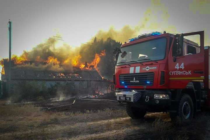 Пожежа на Харківщині: 500 гектарів лісу у вогні, повністю знищено село
