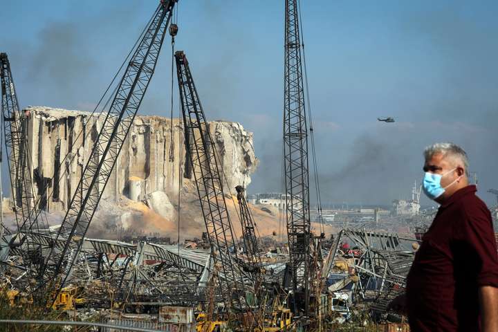 Місяць після вибуху в Бейруті: біля порту знайшли ще кілька тонн вибухових речовин