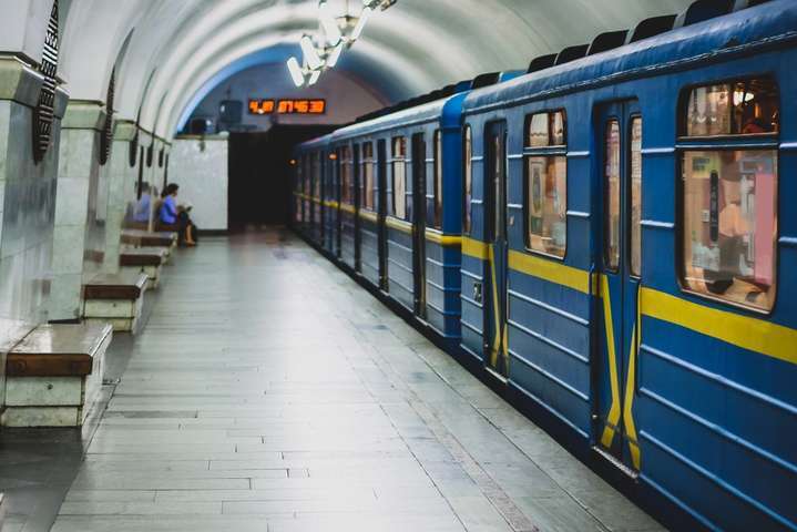 Карантин: работникам киевского метро нечем платить зарплату
