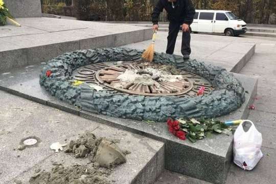 Київ страждає від вандалів: міськрада просить парламент посилити покарання