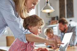 Діти зможуть зануритись у цікаві історії, проявити свою емпатію до інших людей, ознайомитися з різними професіями