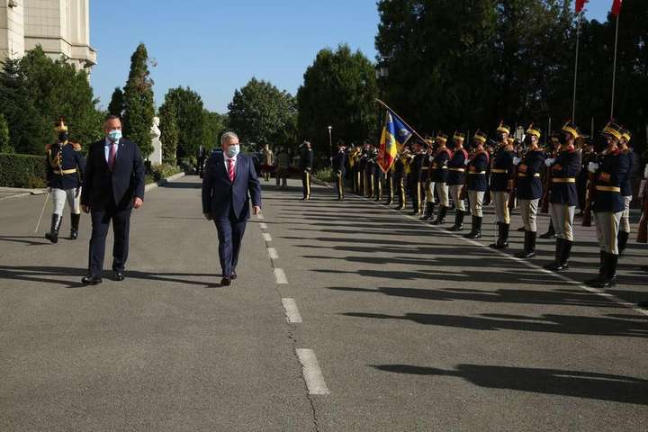 Україна та Румунія домовилися розширити військову співпрацю