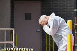 Хай вмирає вдома? Запис розмови лікаря, який благає шпиталізувати свого пацієнта з пневмонією