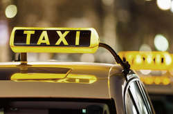 Нові правила для таксистів поповнять бюджет України