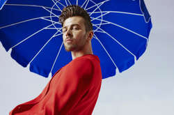 Украинский поп-певец Макс Барских