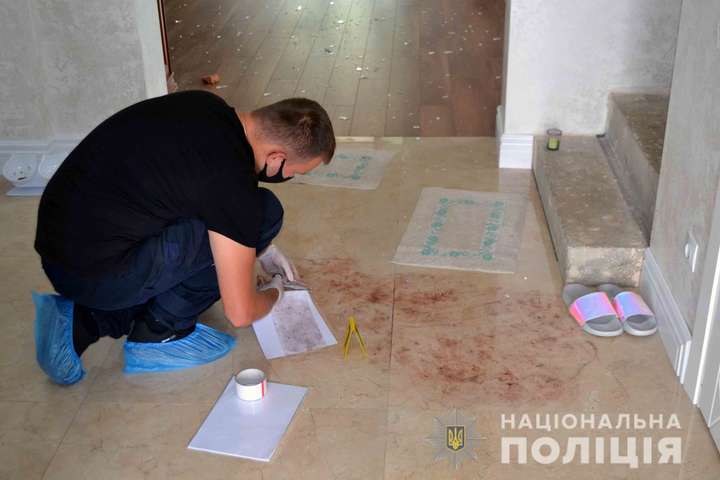 В Ровненской области учительница убила мужа, ранила дочь и пыталась покончить с собой