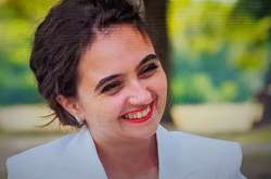 Вимагали хабара? Прессекретарка Зеленського судиться з Університетом Шевченка