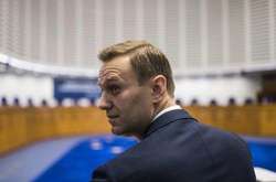  7 вересня стало відомо, що стан Навального покращився, його вивели зі штучної коми 